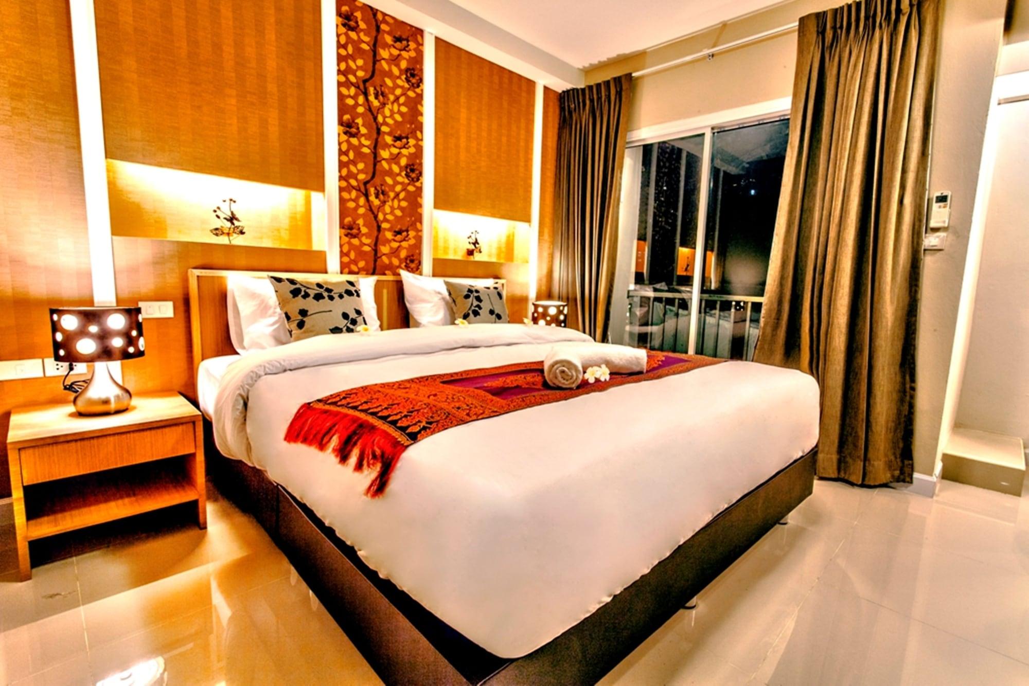 The Aim Sathorn Hotel Banguecoque Exterior foto