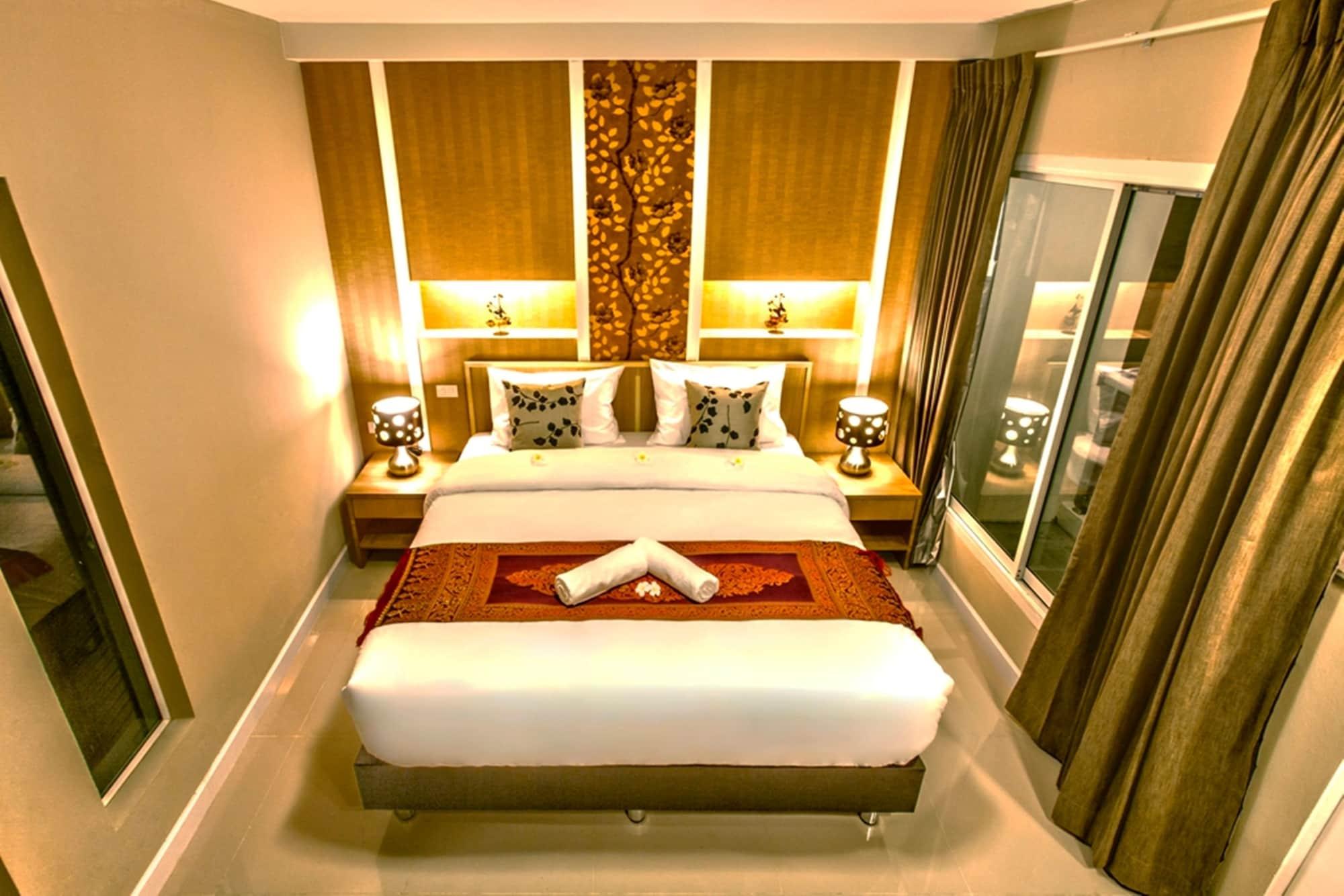 The Aim Sathorn Hotel Banguecoque Exterior foto
