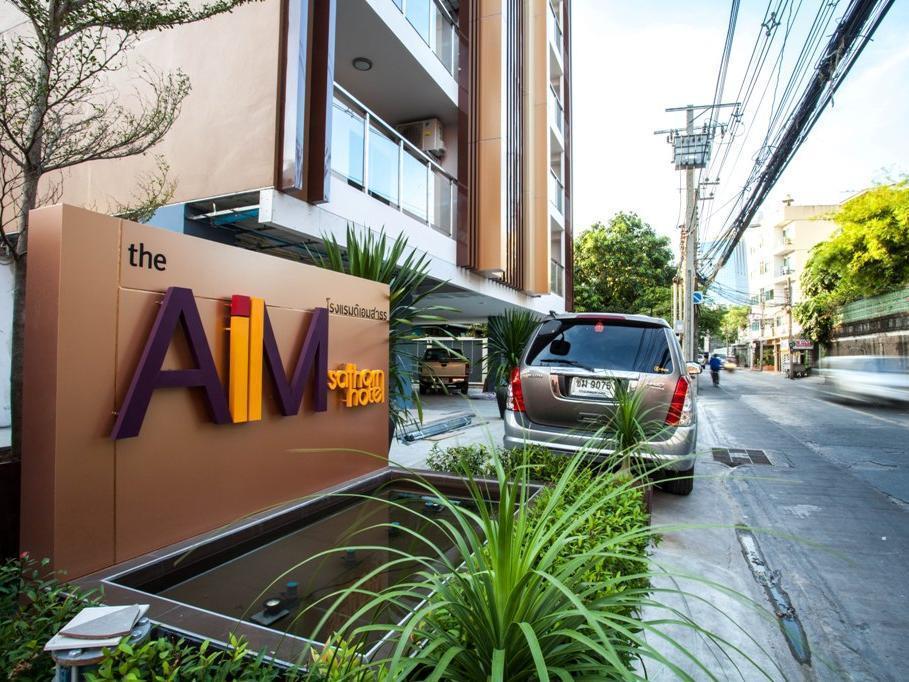 The Aim Sathorn Hotel Banguecoque Exterior foto