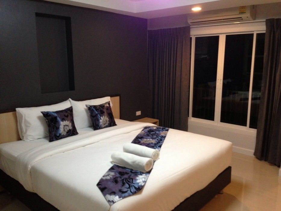 The Aim Sathorn Hotel Banguecoque Exterior foto